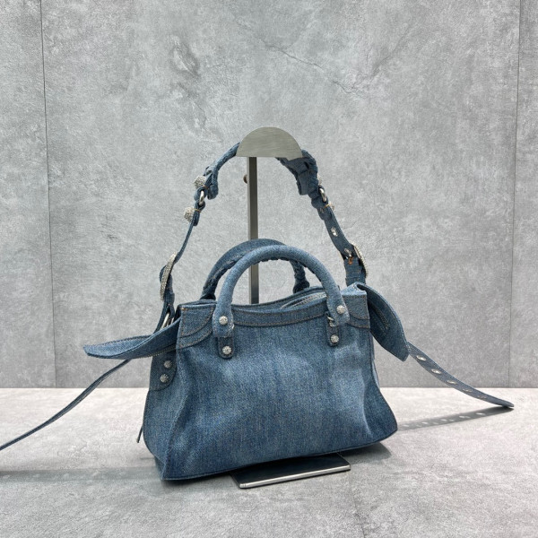 Ba*len*cia*ga neo cagole xs handbag