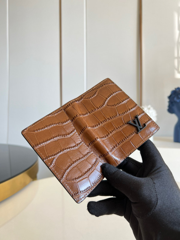 l0*is V*t0n pocket organizer