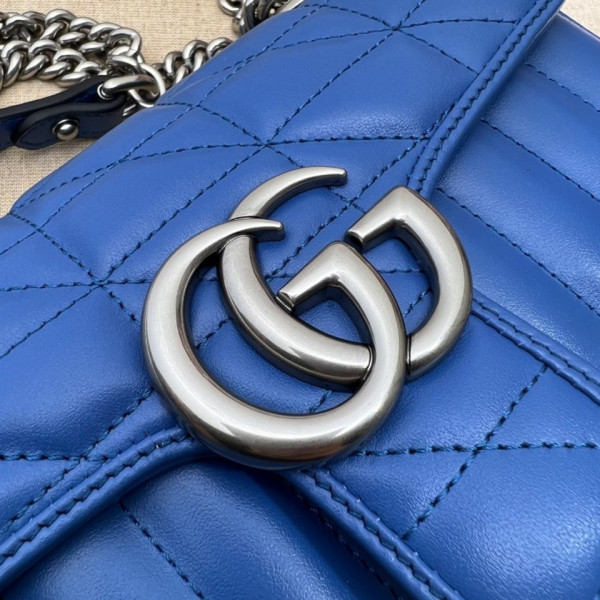 G*u*i gg marmont 22cm