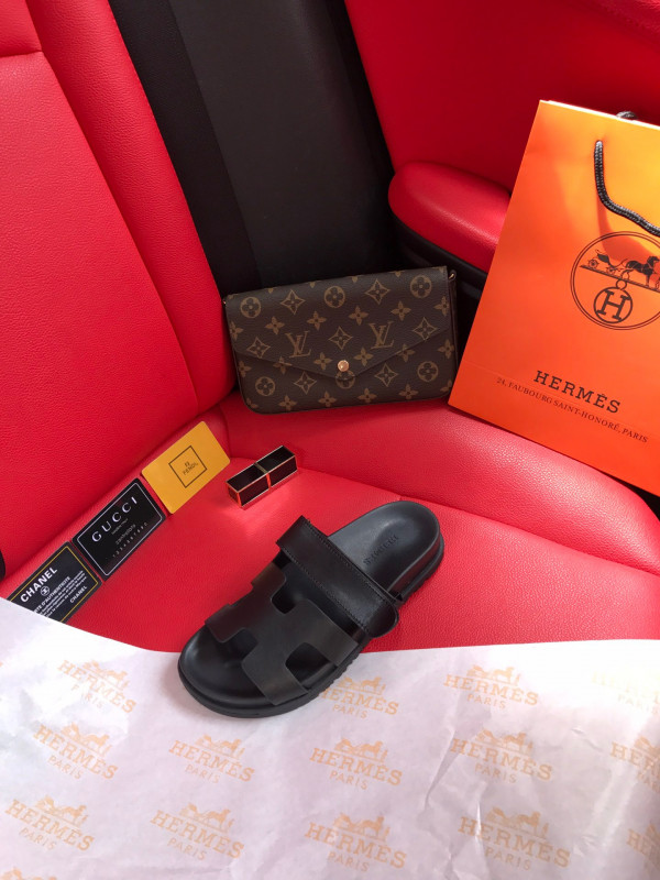 H**mes sandal