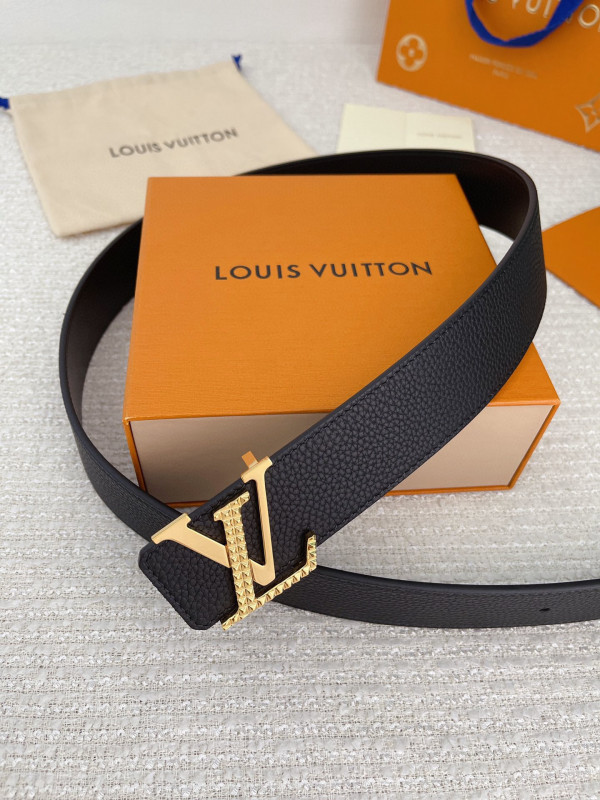l0*is V*t0n belt