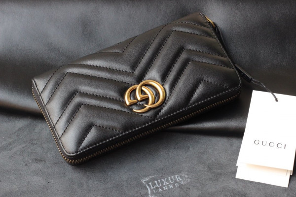 G*u*i gg marmont zip around wallet