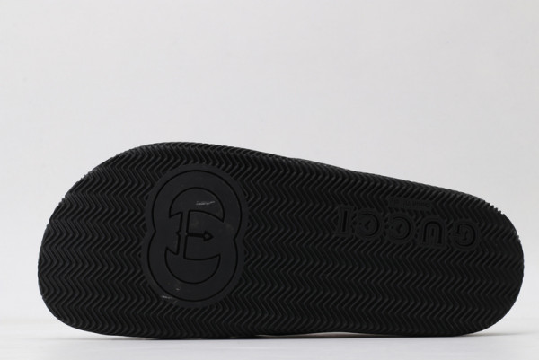 G*u*i rubber slide sandal with web