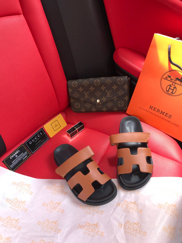 H**mes sandal