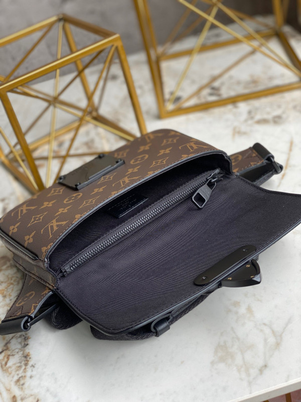 l0*is V*t0n s lock sling bag