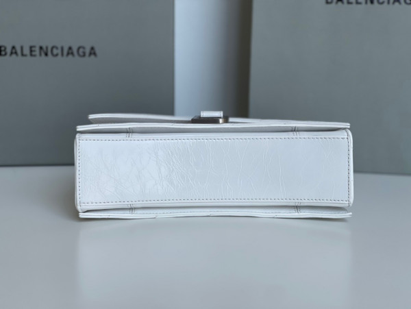 Ba*len*cia*ga crush small chain bag