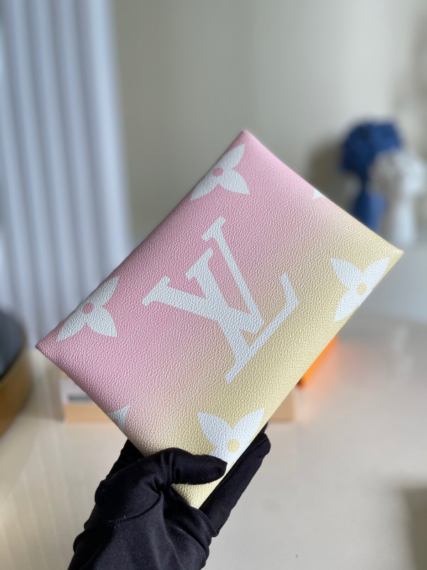 l0*is V*t0n kirigami pochette