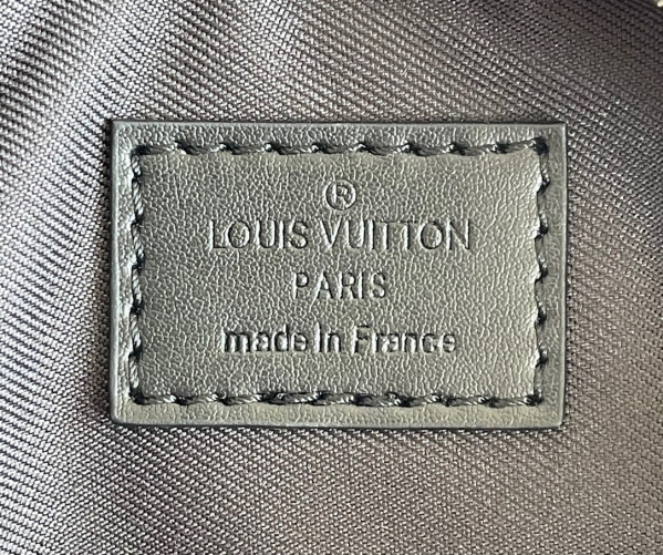 l0*is V*t0n keepall xs