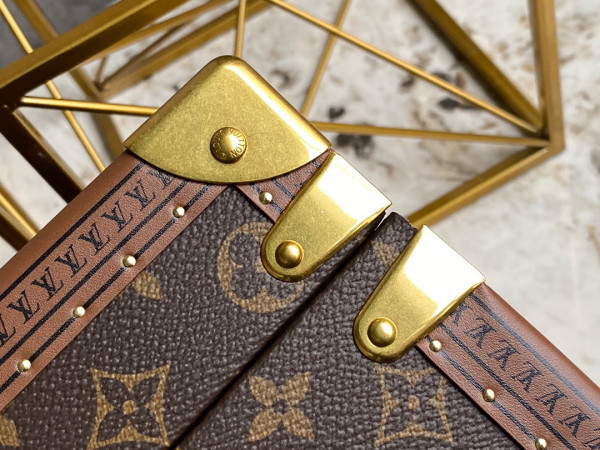 l0*is V*t0n coffret accessoires