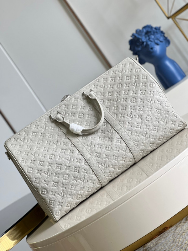 l0*is V*t0n keepall 50