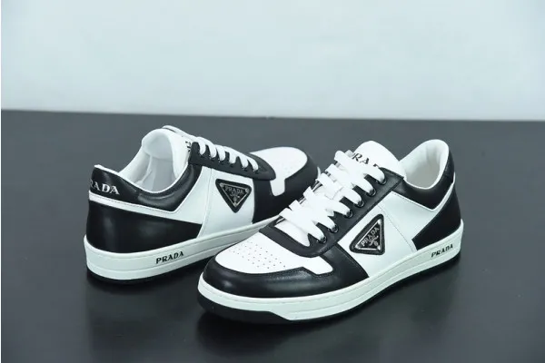 Pra*a  sneakers