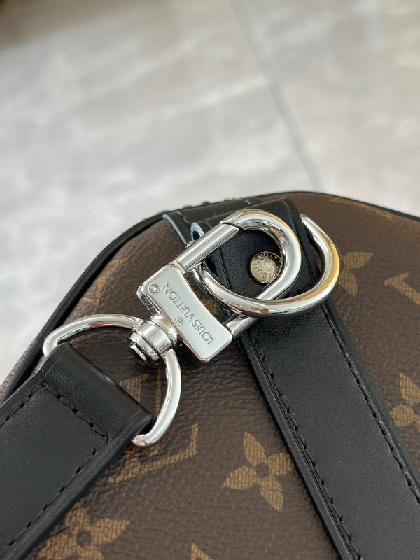 l0*is V*t0n keepall 45