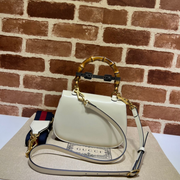 G*u*i small top handle bag with bamboo