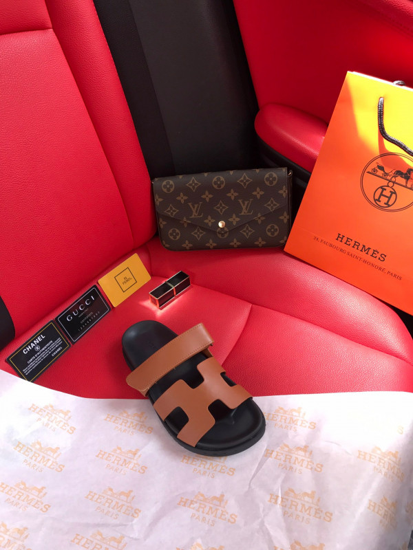 H**mes sandal