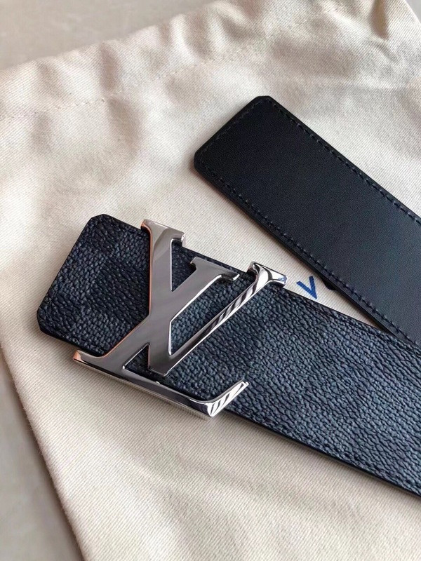 l0*is V*t0n belt
