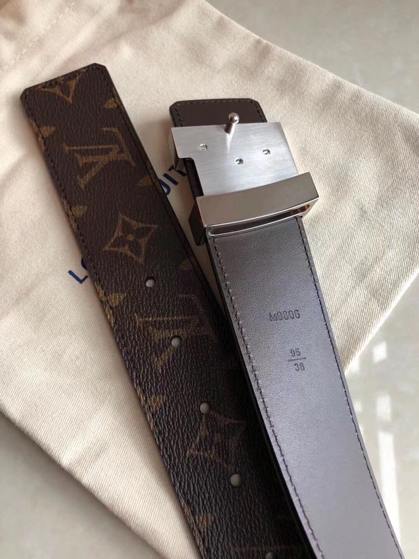 l0*is V*t0n belt