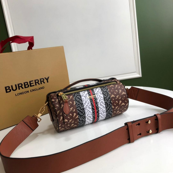 B**rry barrel bag