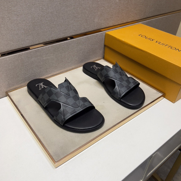 l0*is V*t0n sandals