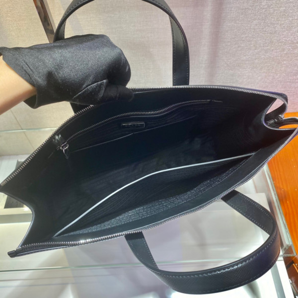 Pra*a tote bag