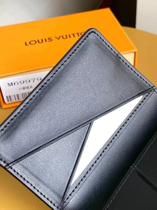 l0*is V*t0n pocket organizer