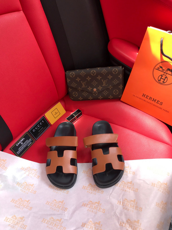 H**mes sandal