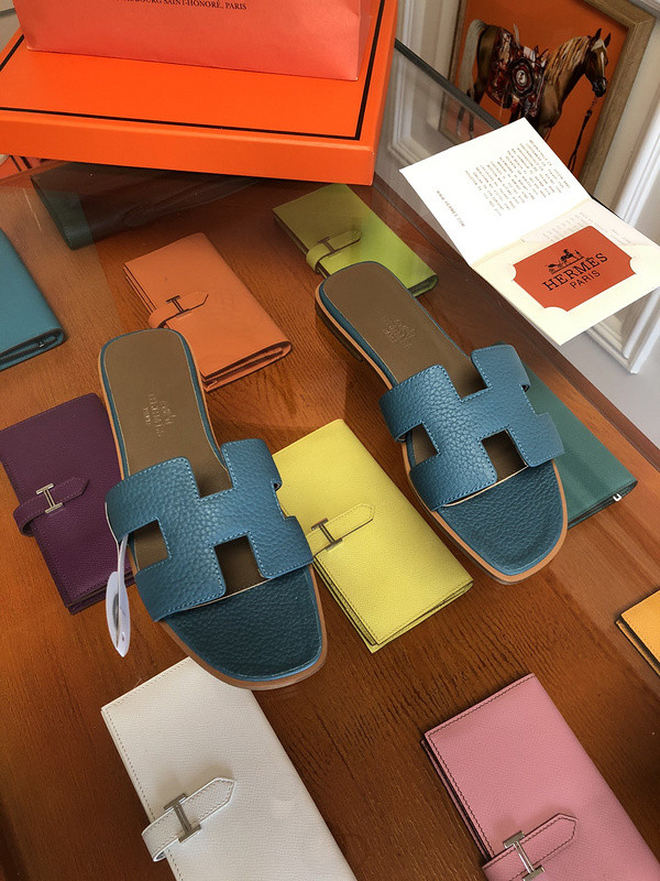 H**mes sandal