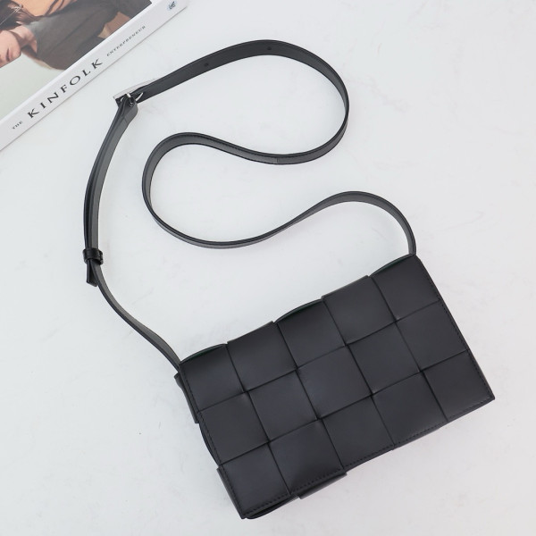 bo*te*ga Ve*ne*ta cassette-23*15*5cm