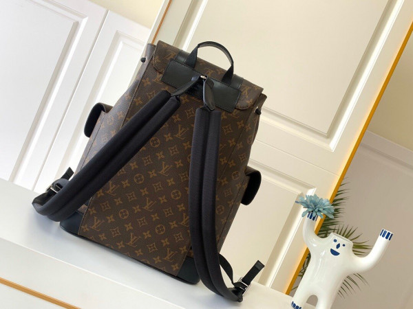 l0*is V*t0n christopher backpack