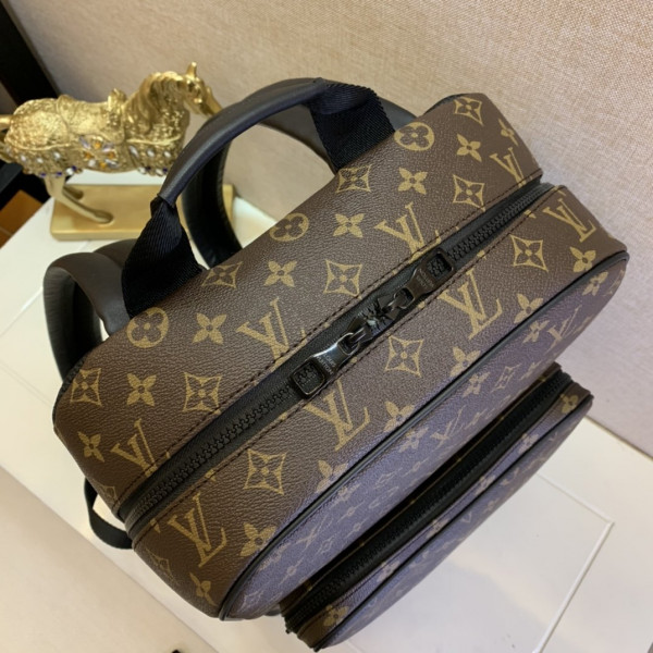 l0*is V*t0n backpack