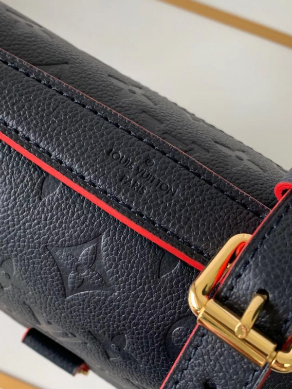 l0*is V*t0n pochette metis