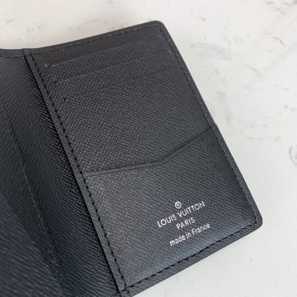 l0*is V*t0n pocket organizer