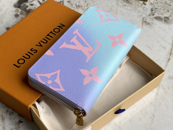 l0*is V*t0n zippy wallet