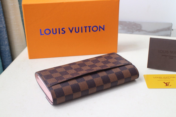 l0*is V*t0n sarah wallet