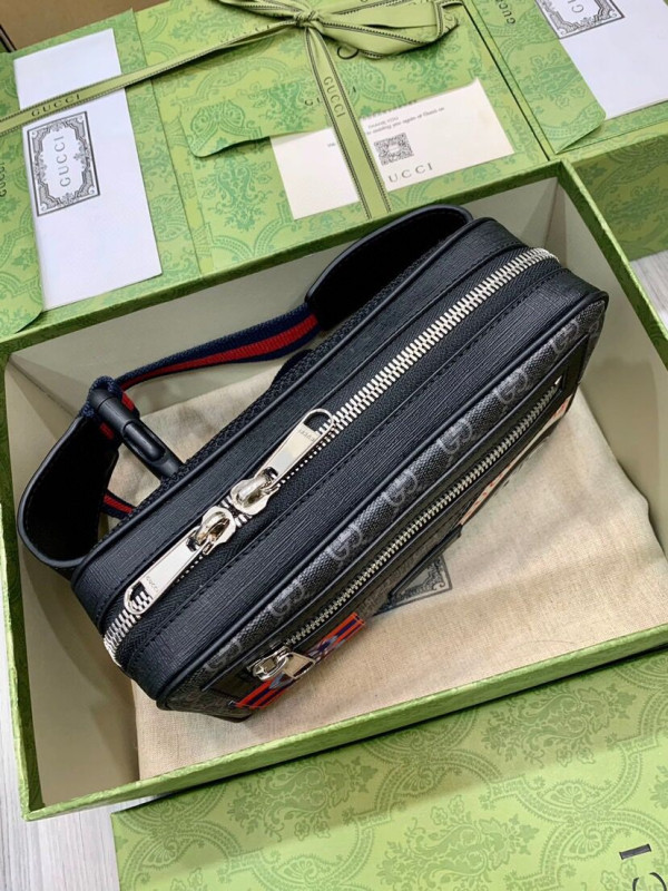G*u*i  belt bag