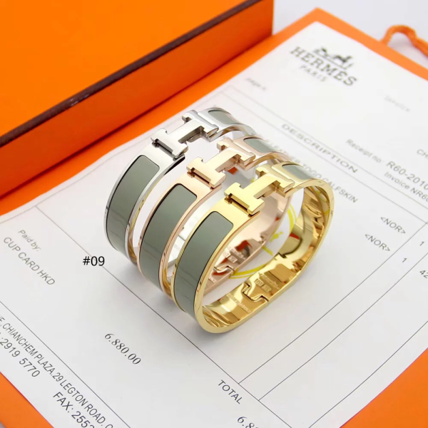 H**mes bracelet