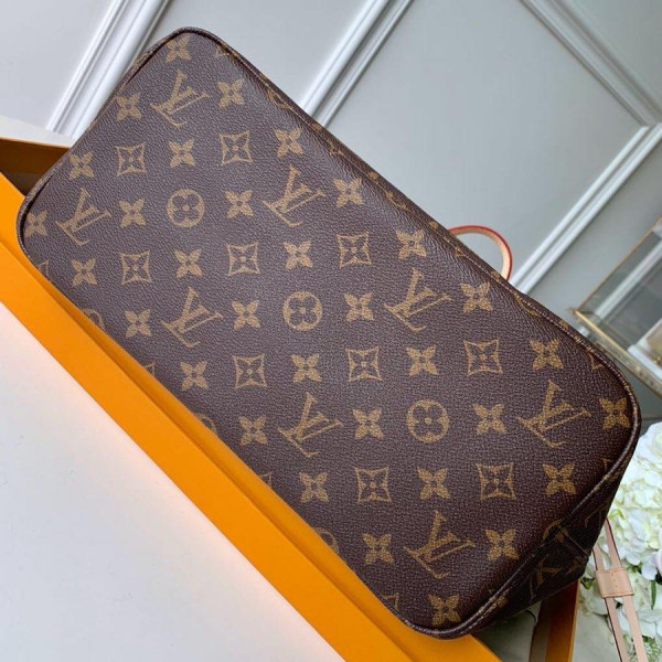 l0*is V*t0n neverfull mm