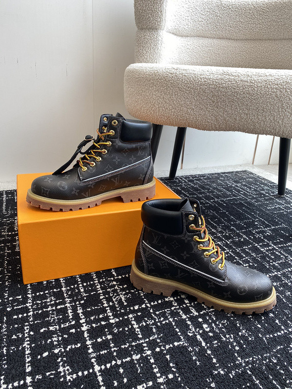 l0*is V*t0n boots