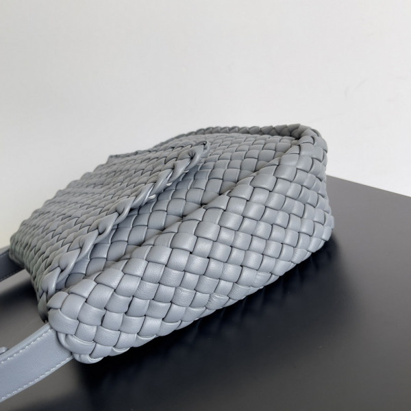 bo*te*ga Ve*ne*ta  small cobble shoulder bag