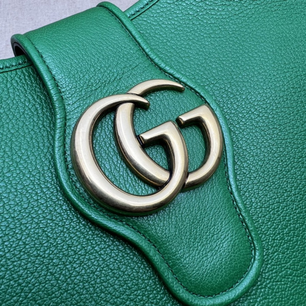 G*u*i aphrodite medium shoulder bag