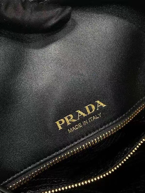 Pra*a large tote bag