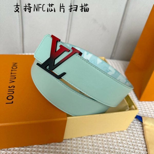 l0*is V*t0n belt
