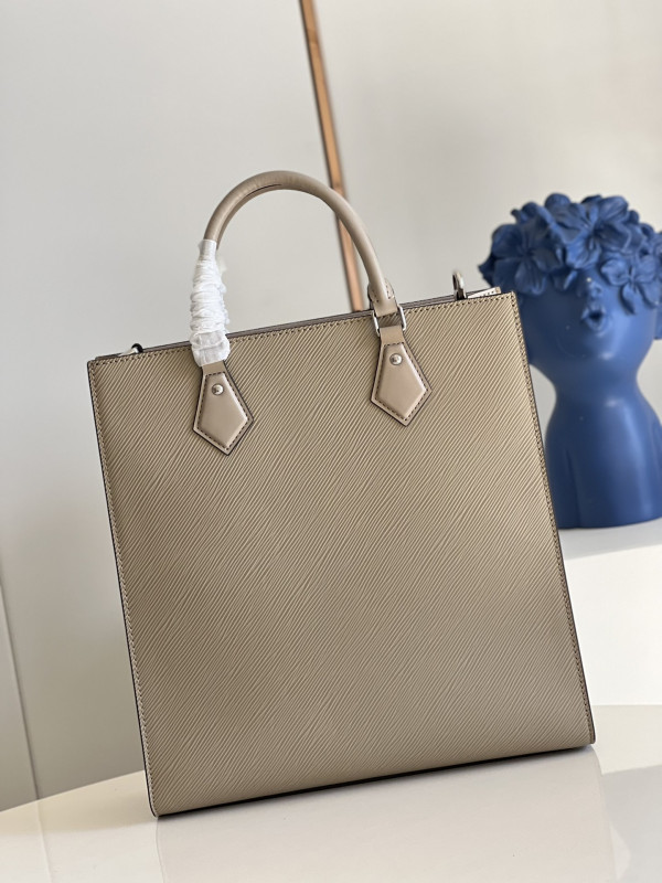 l0*is V*t0n petit sac plat