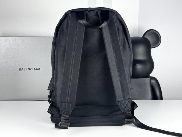 Ba*len*cia*ga backpack