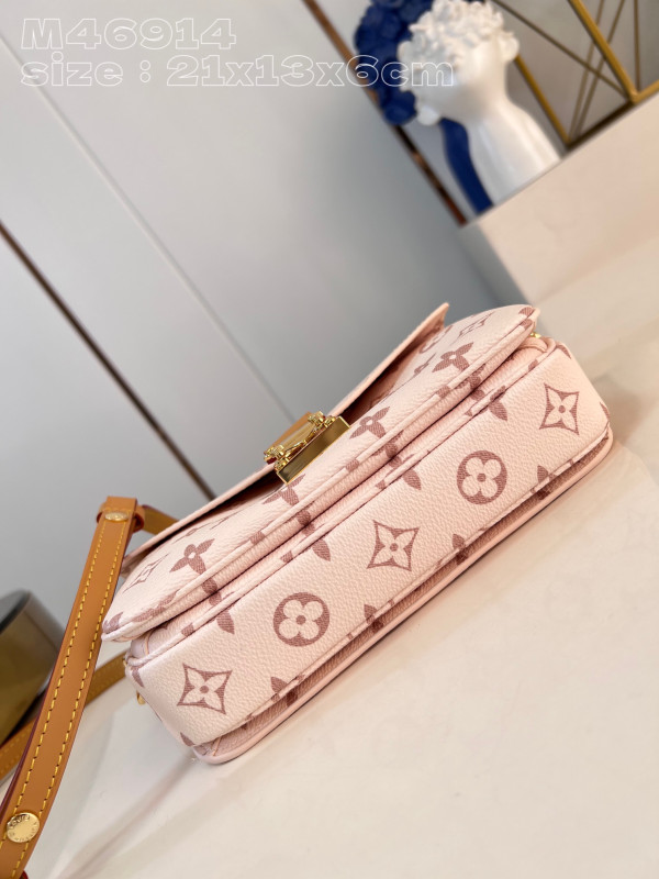 l0*is V*t0n pochette metis east west