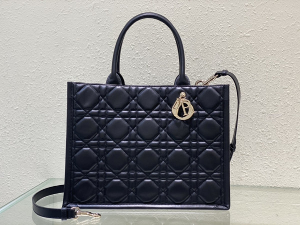 MEDIUM DIRO BOOK TOTE-36*18*28CM
