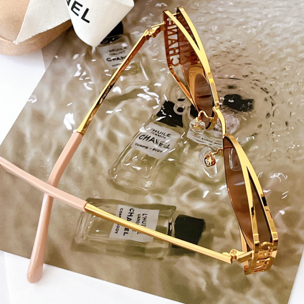CL SUNGLASSES