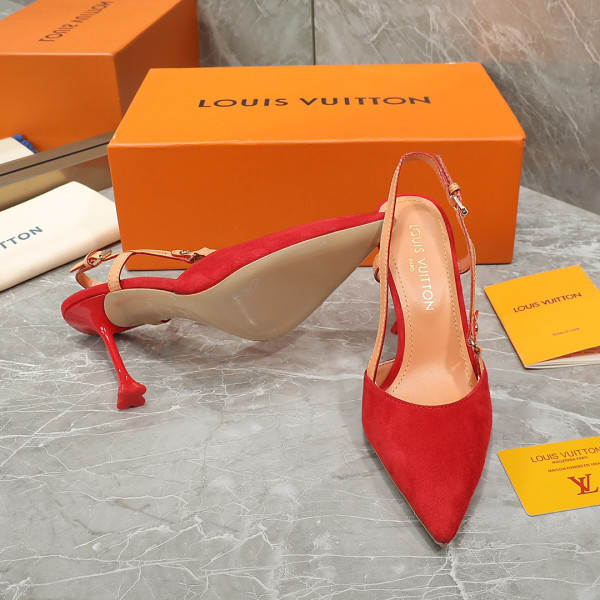 l0*is V*t0n heels
