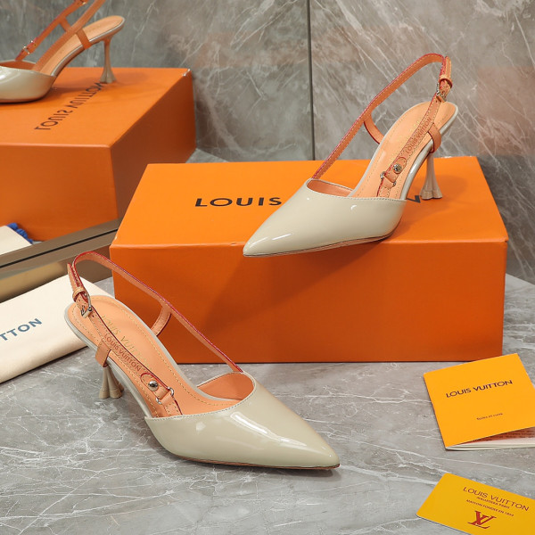 l0*is V*t0n heels
