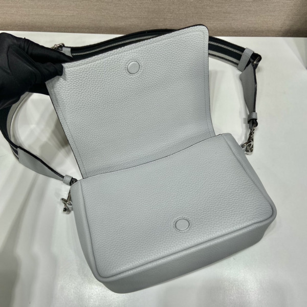 Pra*a leather shoulder bag-23*18*9cm