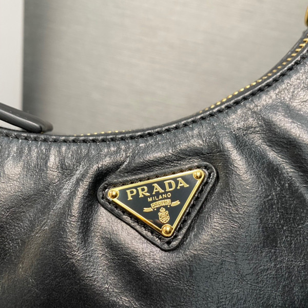 Pra*a re-edition 2005 saffiano bag-22*18*6.5cm